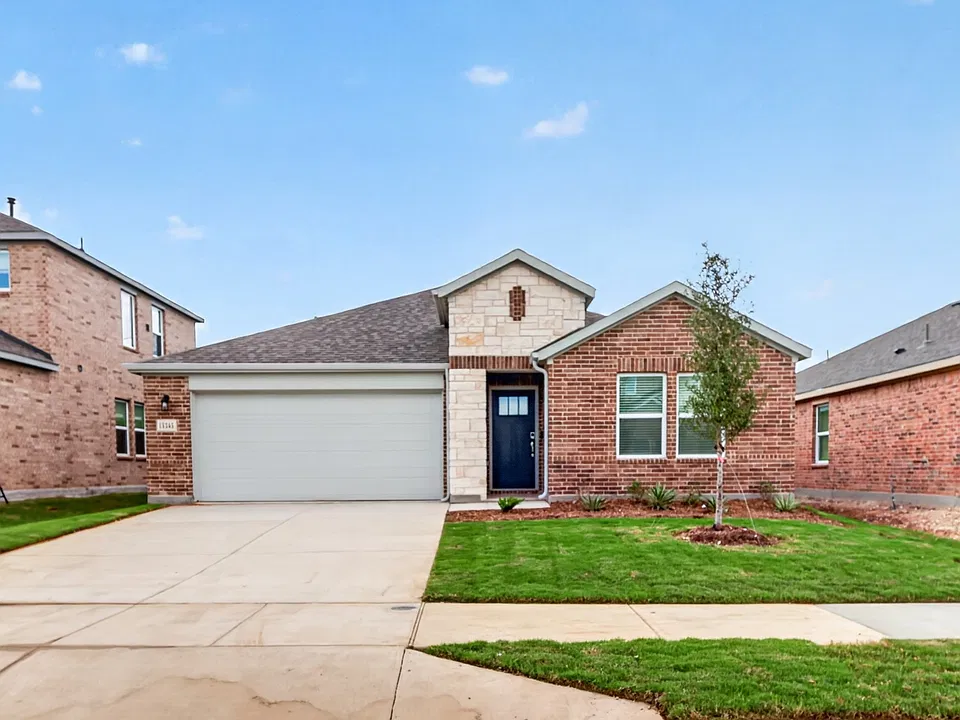 15345 Meso Maya Ln