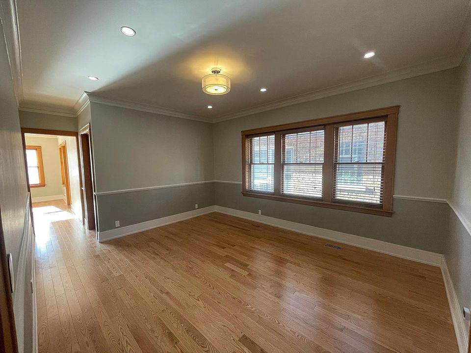 1st image of 5648 W Warwick Ave #1