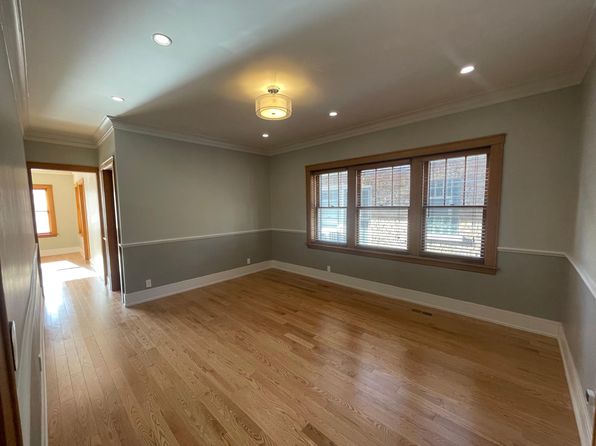 5648 W Warwick Ave #1