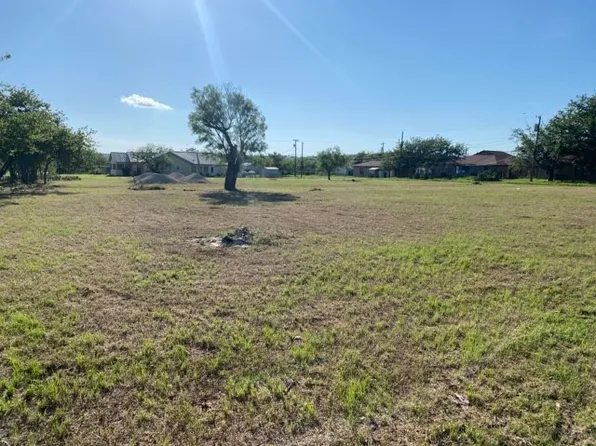 416 E 10th St, Baird, TX 79504