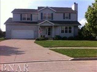 3110 Auburn Rd, Bloomington, IL 61704