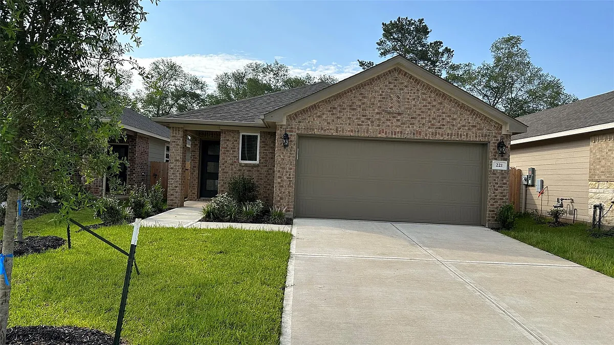 Building Photo - 221 Harper Ridge Dr