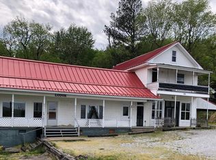 1073 Bay City Rd, Golconda, IL 62938