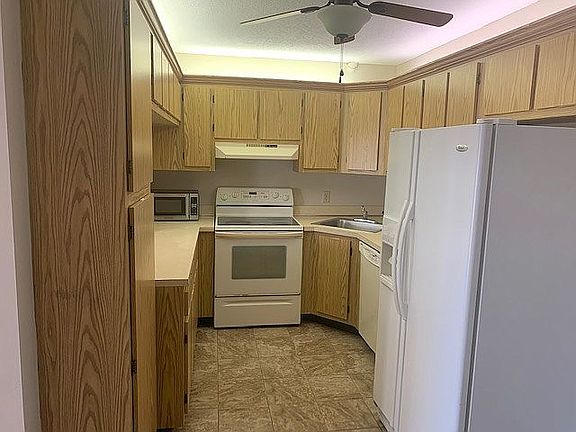 5th image of 2703 SW Matheson Ave APT 116-D2