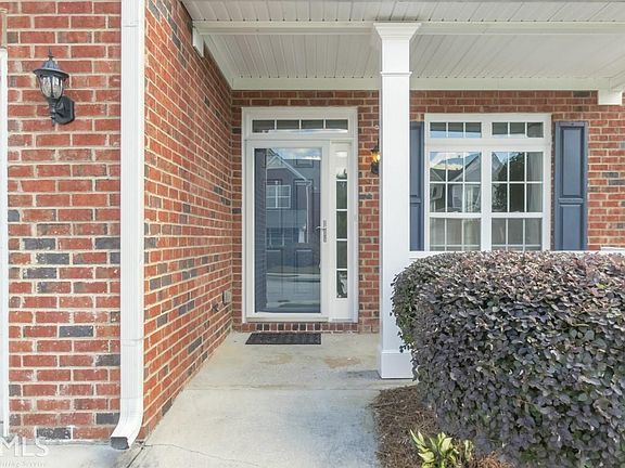 2nd image of 2092 Wicker Wood Way
