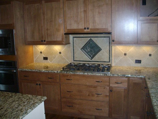 2nd image of 2190 NE Newton Ln