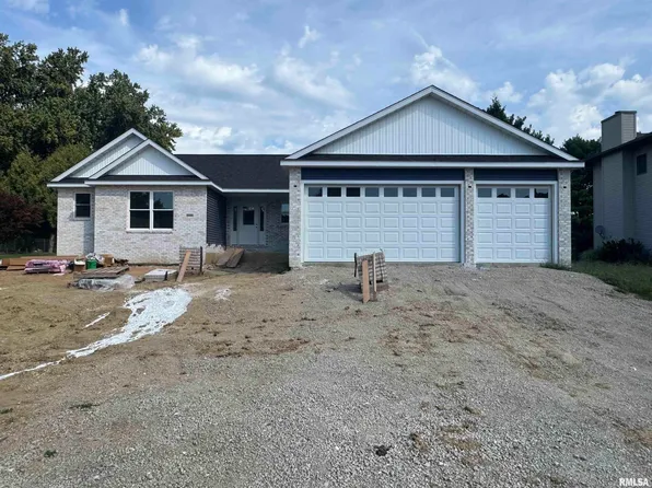 2109 Lake Crest Dr, Springfield, IL 62712
