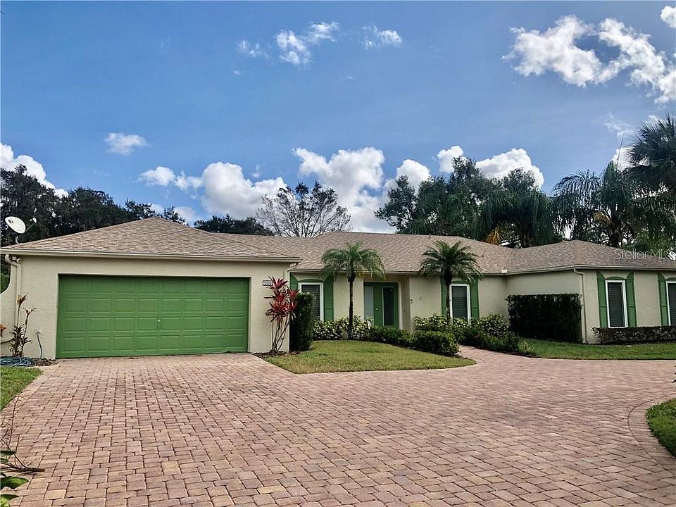 1st image of 999 Greentree Dr