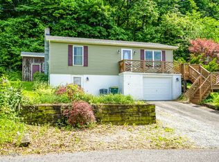 204 Hillside Dr, Mifflinburg, PA 17844