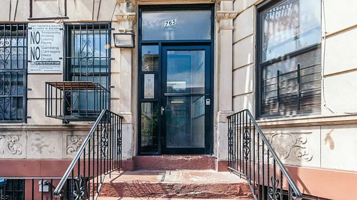 Rented by Nooklyn NYC LLC | media 12