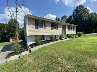 23 Gold Rd, Stormville, NY 12582