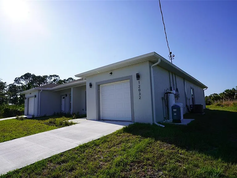 12032 Tetzel Ave — Photo 3