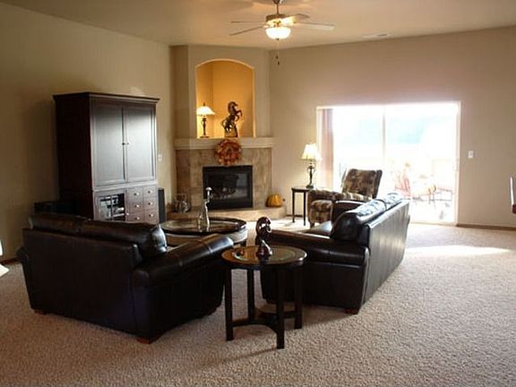 5th image of 6102 Velonia Dr