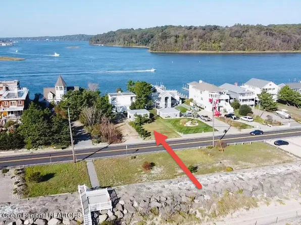 470 Ocean Avenue, Sea Bright, NJ 07760