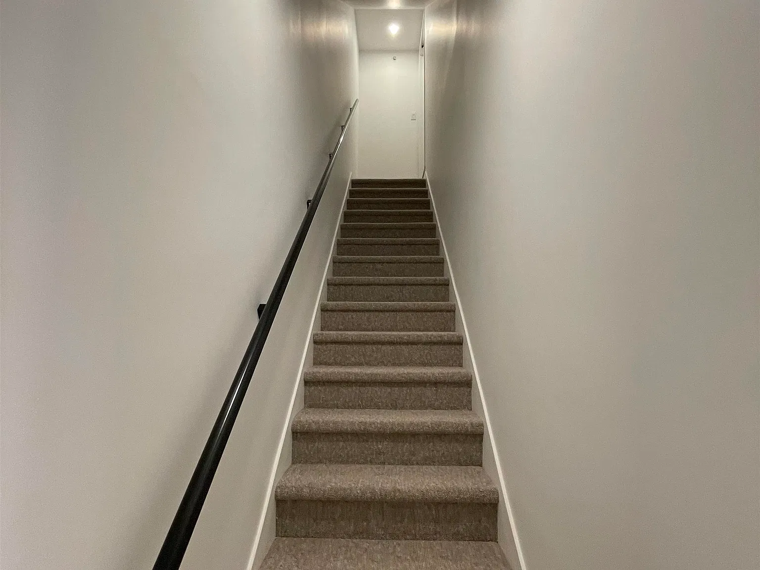 4 bed, 1757 sqft, $4,500 — Photo 4