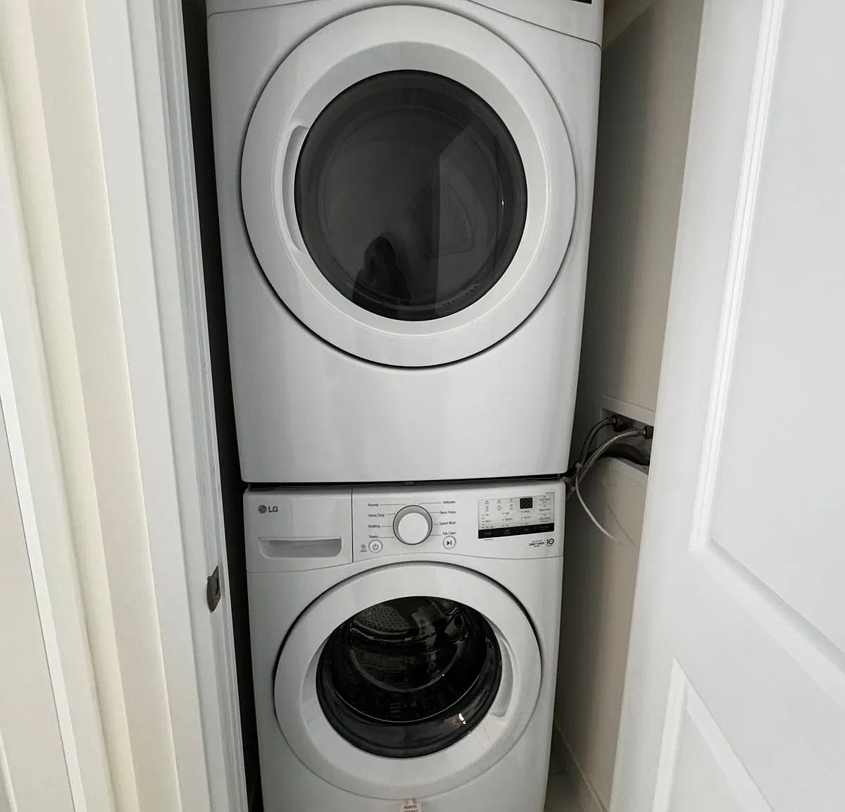 2 bed, $2,290 — Photo 3