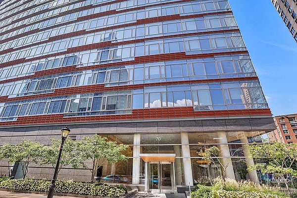 Rented by Christie's International Real Estate Group, LLC | media 35