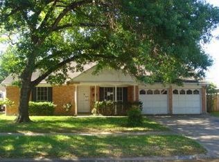 8907 Hendon Ln, Houston, TX 77036