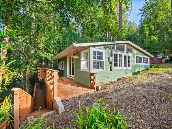 11071 Ogburn Lane, Forestville, CA 95436