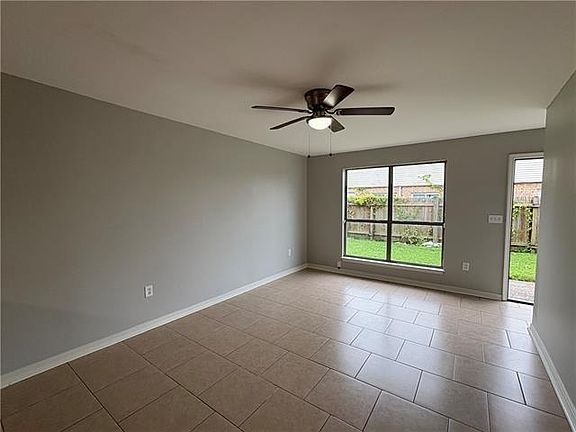 3rd image of 3617 Golden Dr Unit 3