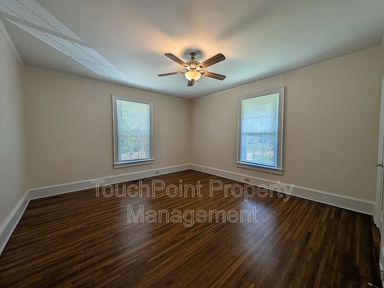 476 Spring St SW — Photo 19