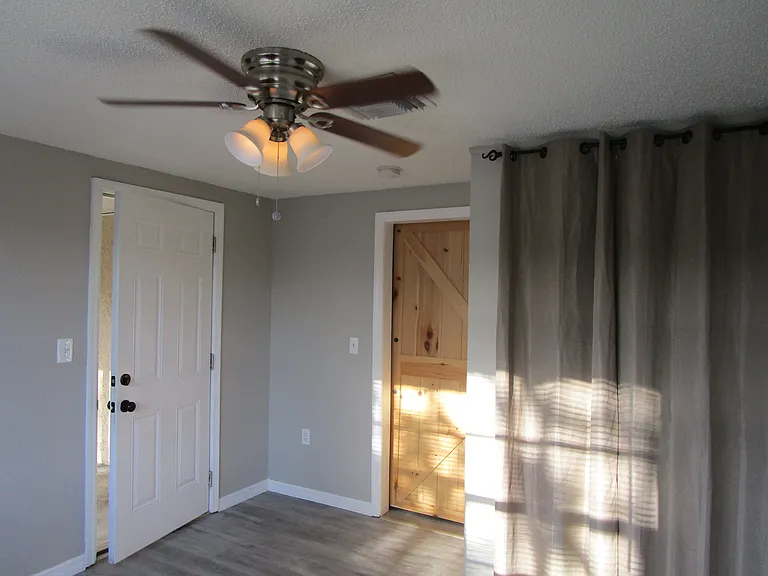 11611 Constance Dr — Photo 20