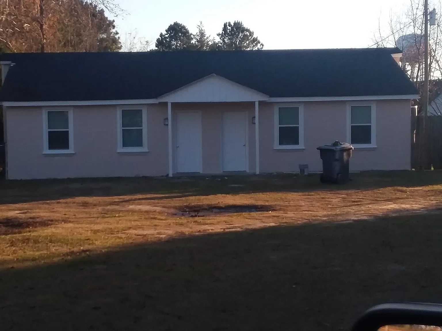 2 bed, 600 sqft, $795 — Photo 1