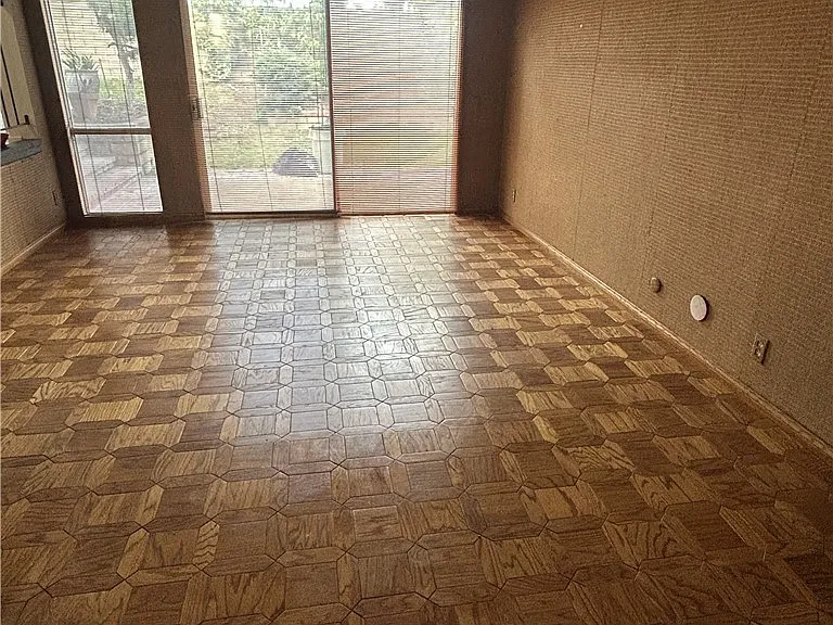 926 W Alfred Pl — Photo 8