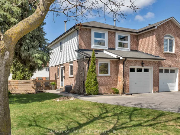 510 Pickering Cres, Newmarket, ON L3Y 8H1