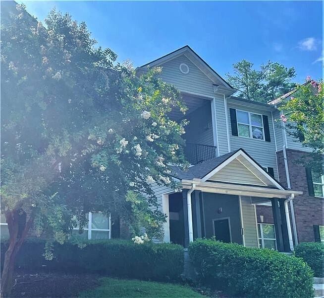 1st image of 5104 Fairington Village Dr