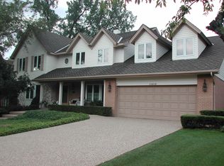 11513 Ridgewood Ln, Burr Ridge, IL 60527