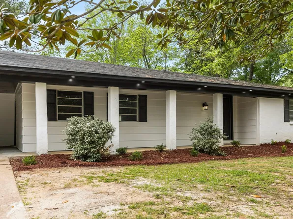 1005 Dogwood Dr, Clinton, MS 39056