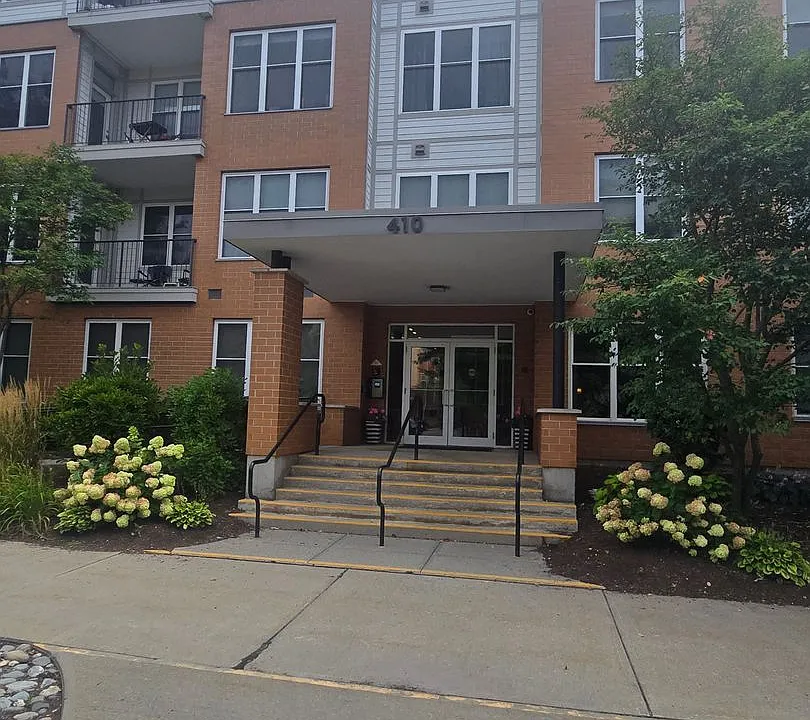 410 Farrell St #111