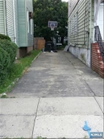 2nd image of 169 Van Riper Ave