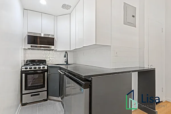 Rented by Lisa Management Inc | media 5