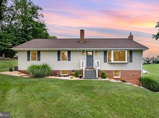 107 N Colebrook Rd, Manheim, PA 17545