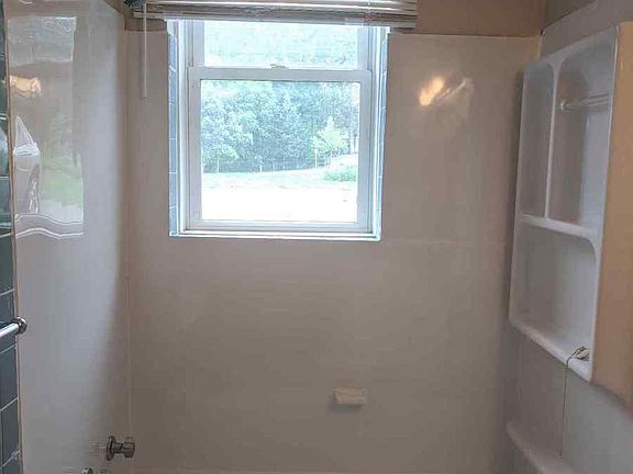 5th image of 1270 Magnolia Ave E #8