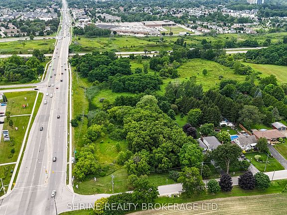 2nd image of 179 Meadowlily Rd S