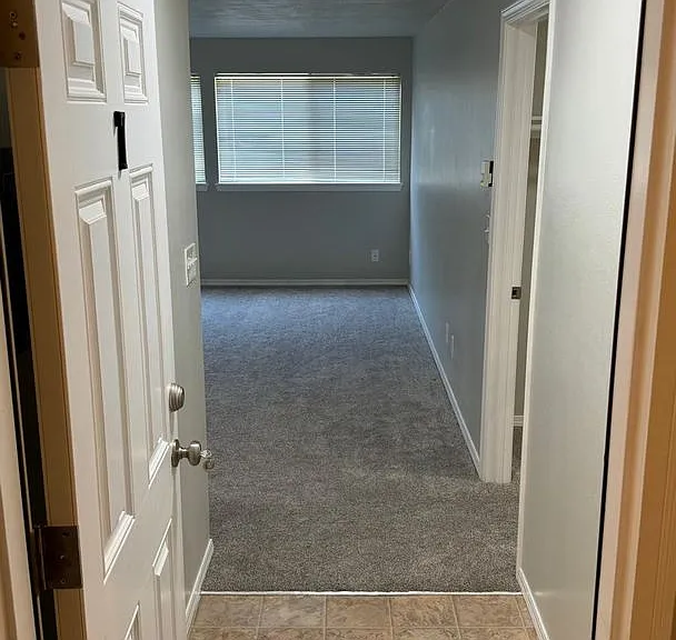 915 SW Adams Ave — Photo 14