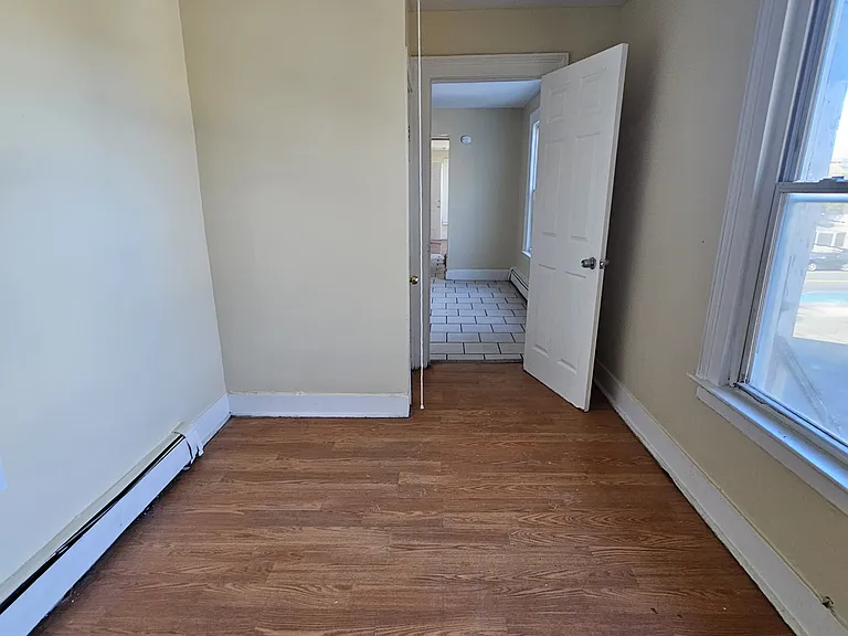122 Derby Ave #2 — Photo 9