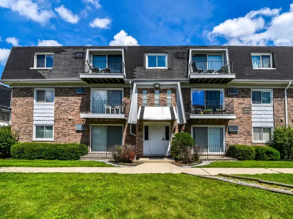 10320 Ridgeland Ave APT 301, Chicago Ridge, IL 60415