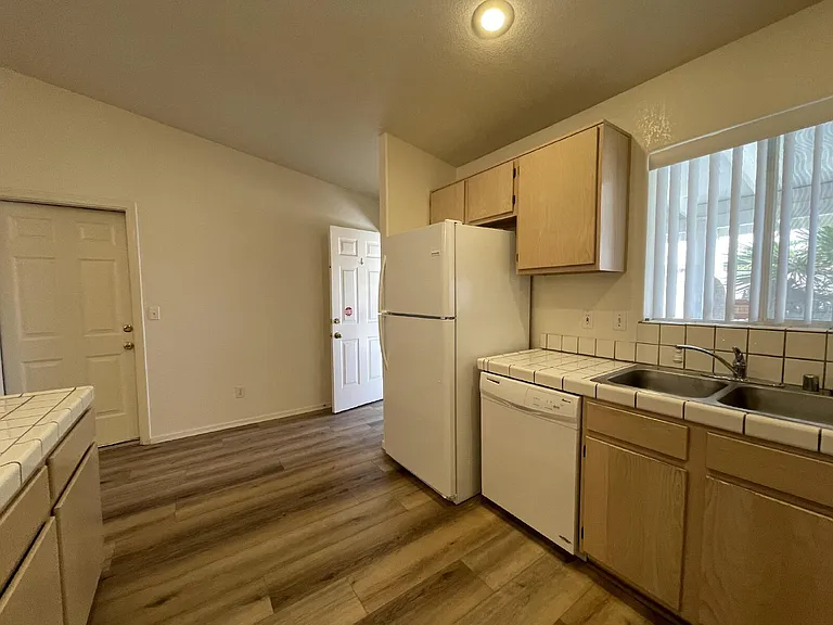 4072 S Cassidy Dr — Photo 11
