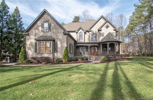 1st image of 104 Breakwater Ct