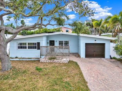 16218 1st St E, Redington Beach, FL, 33708