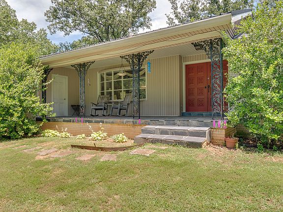 4th image of 102 Woodmere Dr