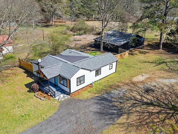 2nd image of 1179 Dallas Hwy