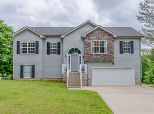 1340 Salem Rd, Clarksville, TN 37040