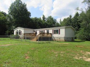 421 Rocky Creek Rdg, Mansfield, GA 30055