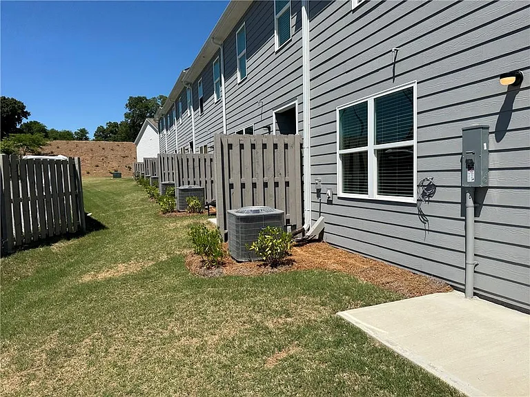 1005 N 2nd Ave #30 — Photo 15