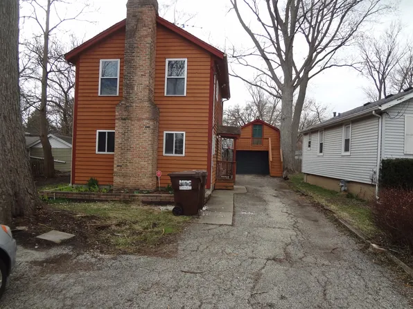 3013 S Bergman Dr, Holiday Hills, IL 60051